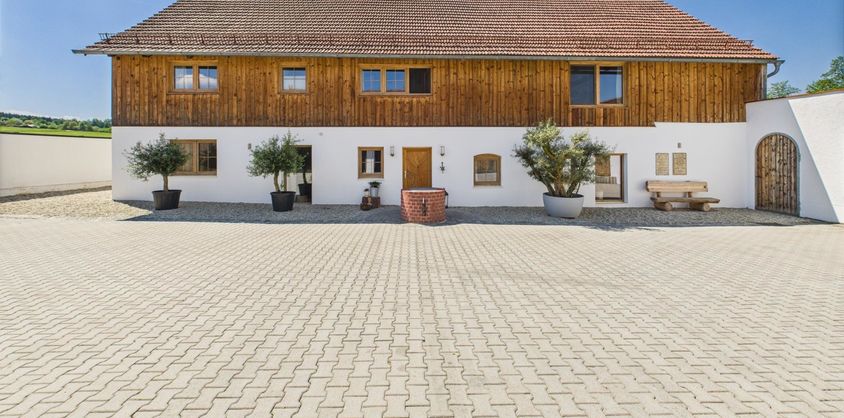 von Poll Immobilien GmbH