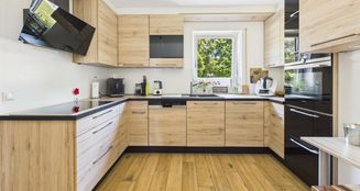 von_poll_real_estate_property_25085072_image_7