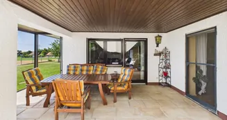 von_poll_real_estate_property_25085072_image_18