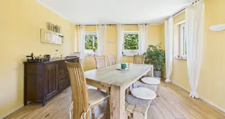 von_poll_real_estate_property_25085072_image_6