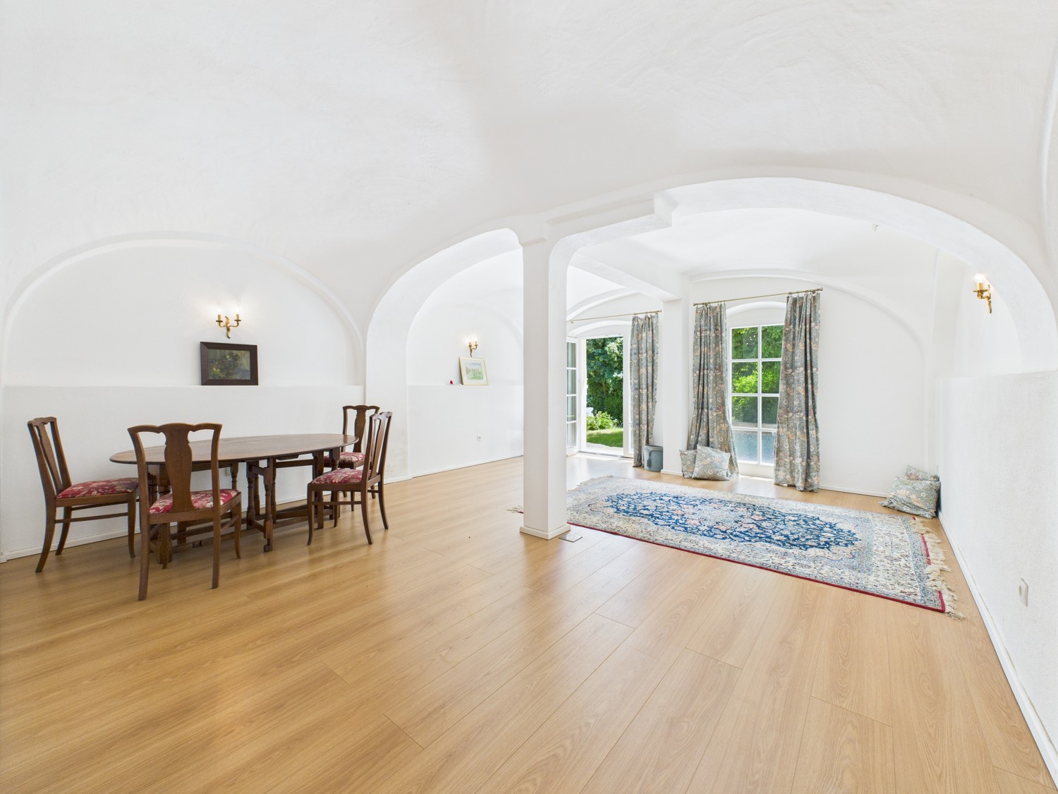 Einliegerwohnung -Wohnen/Essen