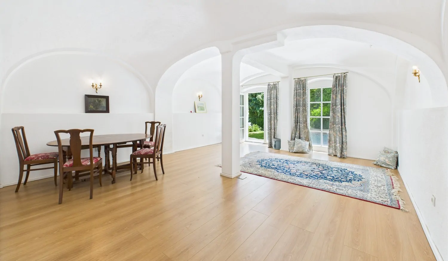 Einliegerwohnung -Wohnen/Essen