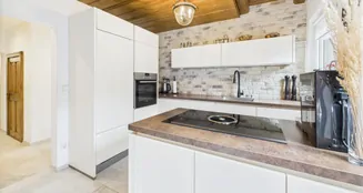 von_poll_real_estate_property_25085074_image_8