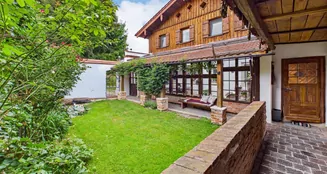 von_poll_real_estate_property_25085074_image_0