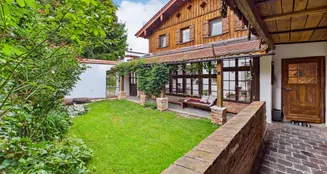 von_poll_real_estate_property_25085074_image_1