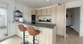 von_poll_real_estate_property_25085054_image_0