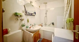 von_poll_real_estate_property_25085065_image_6