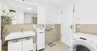 von_poll_real_estate_property_25085083_image_8