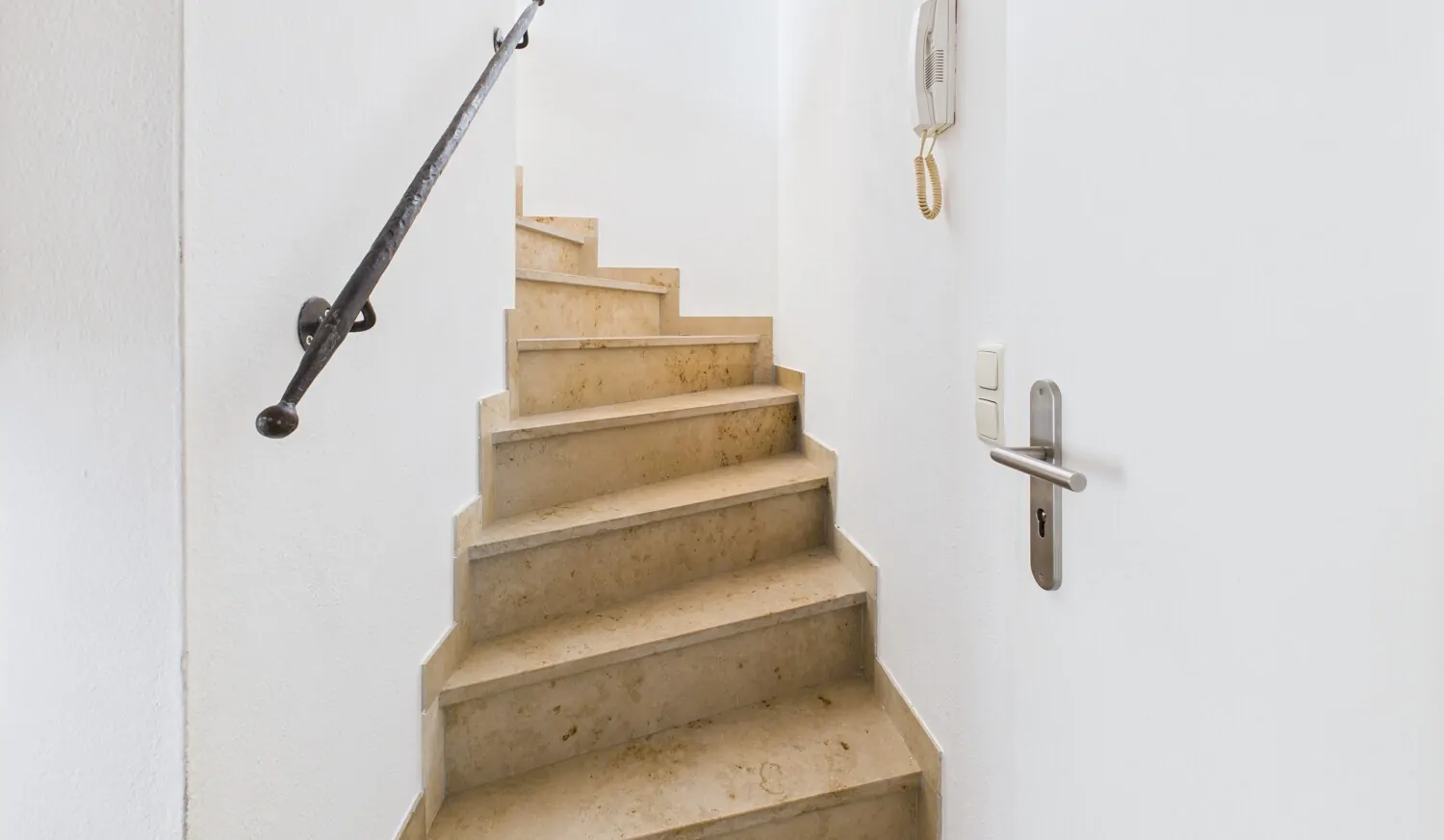 Treppen innerhalb der Wohnung