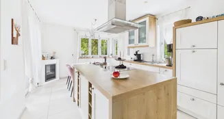 von_poll_real_estate_property_25085096_image_8