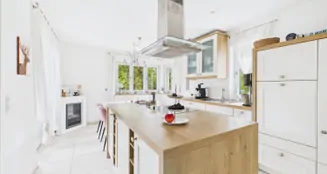 von_poll_real_estate_property_25085096_image_8