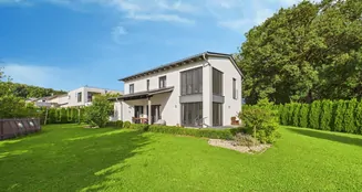 von_poll_real_estate_property_25085096_image_0