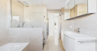 von_poll_real_estate_property_25085095_image_12