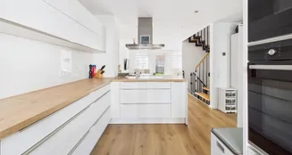 von_poll_real_estate_property_25085098_image_4