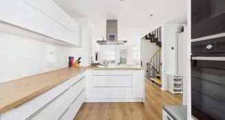 von_poll_real_estate_property_25085098_image_4