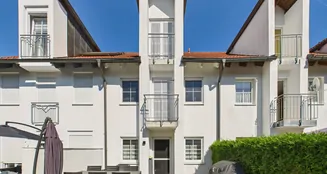 von_poll_real_estate_property_25085098_image_18