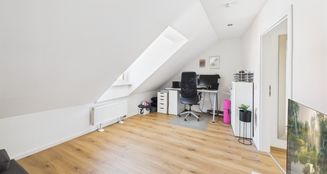von_poll_real_estate_property_25085098_image_12