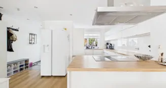 von_poll_real_estate_property_25085098_image_3