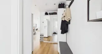 von_poll_real_estate_property_25085098_image_2