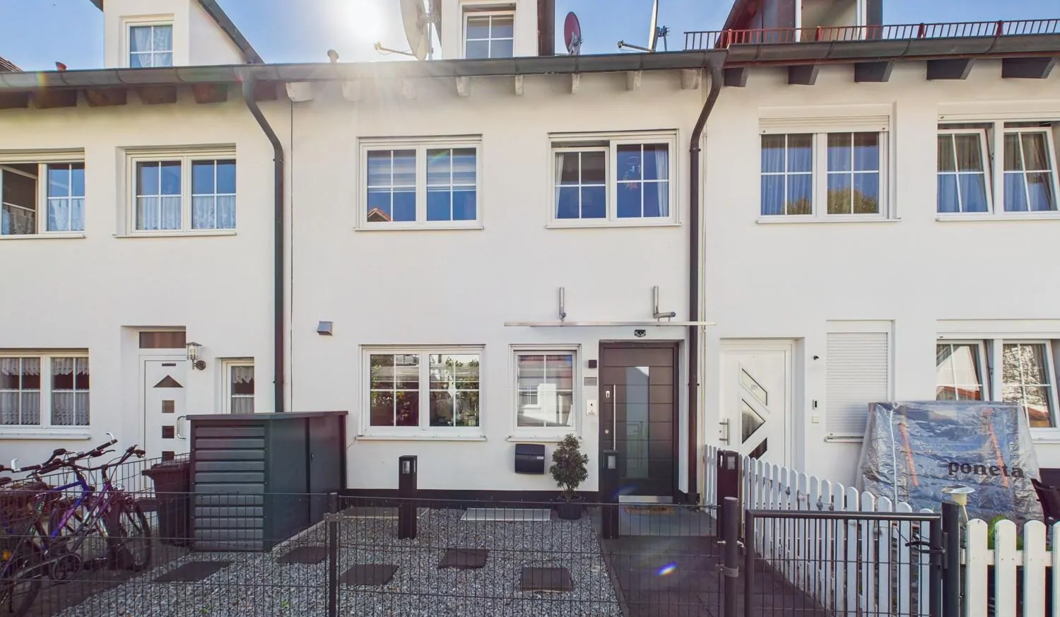 27c16951-a817-4bbd-9254-338e67c2e426-2