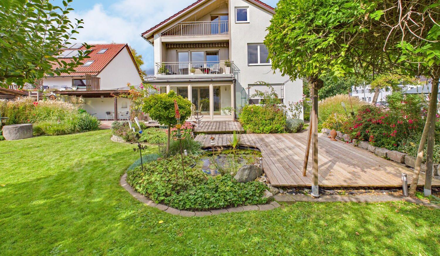 Mehrfamilienhaus