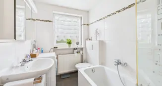 von_poll_real_estate_property_25085102_image_17