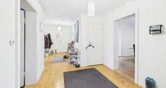 von_poll_real_estate_property_25085091_image_20