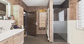 von_poll_real_estate_property_26085005_image_19