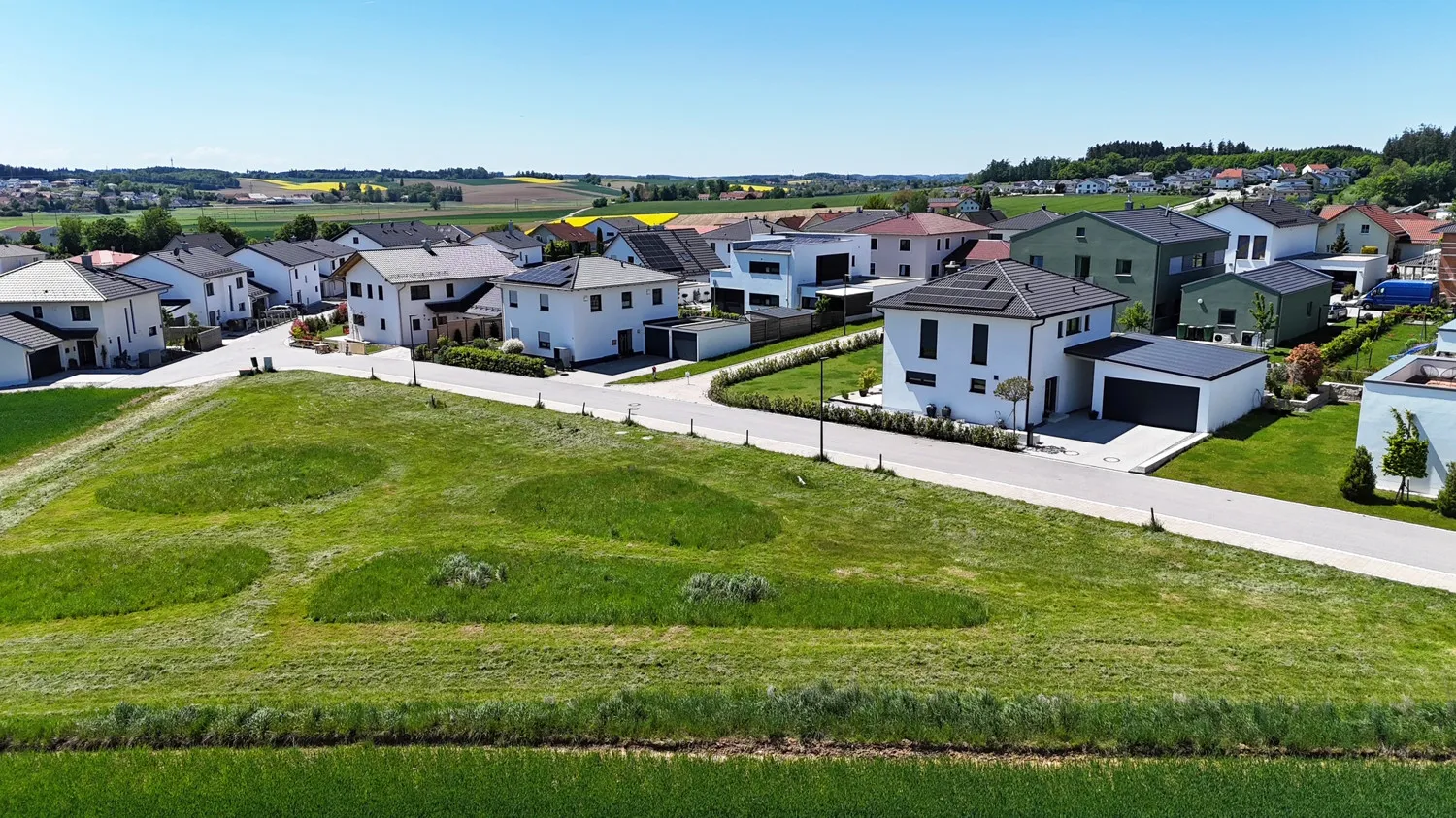 Die Ruhe des Landes. Die Nähe zur Stadt. Der perfekte Kompromiss! Grund - Altfraunhofen Moorloh