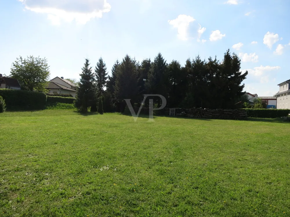 Building plot - suitable for developers