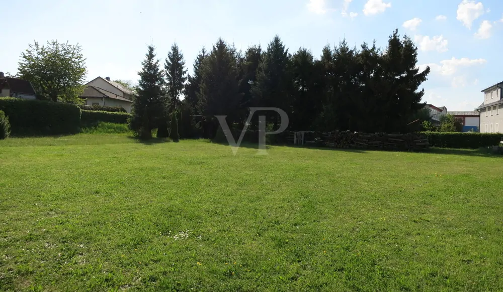 Baugrundstück - Bauträger geeignet