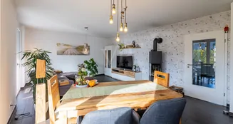 von_poll_real_estate_property_24214024_image_3