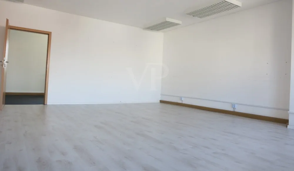 Solides Wohn- und Geschäftshaus