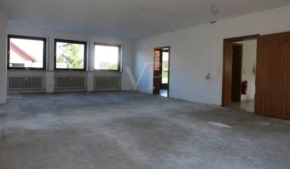 Solides Wohn- und Geschäftshaus