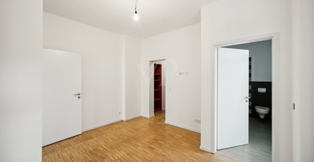 Elegante 4-Zimmer-Wohnung in sanierter Stadtvilla