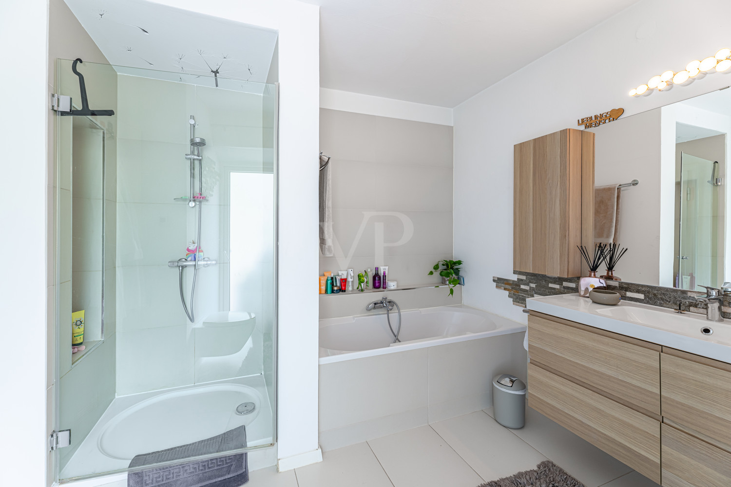Master-Badezimmer
