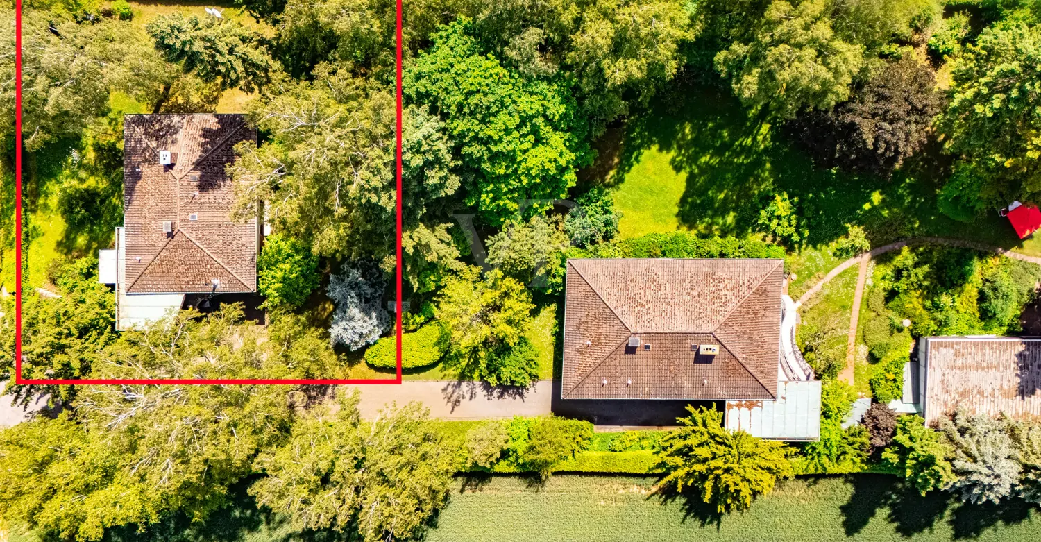 Luftansicht mit Markierung des Objekts