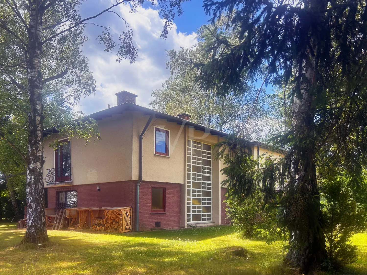 Rück-/Seitenansicht Haus