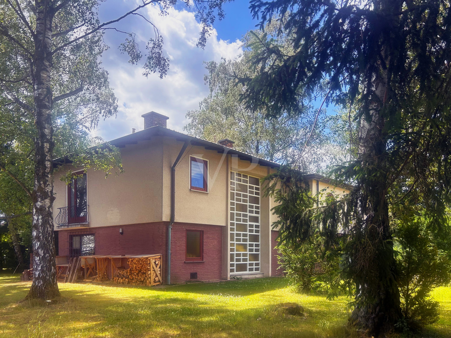 Rück-/Seitenansicht Haus