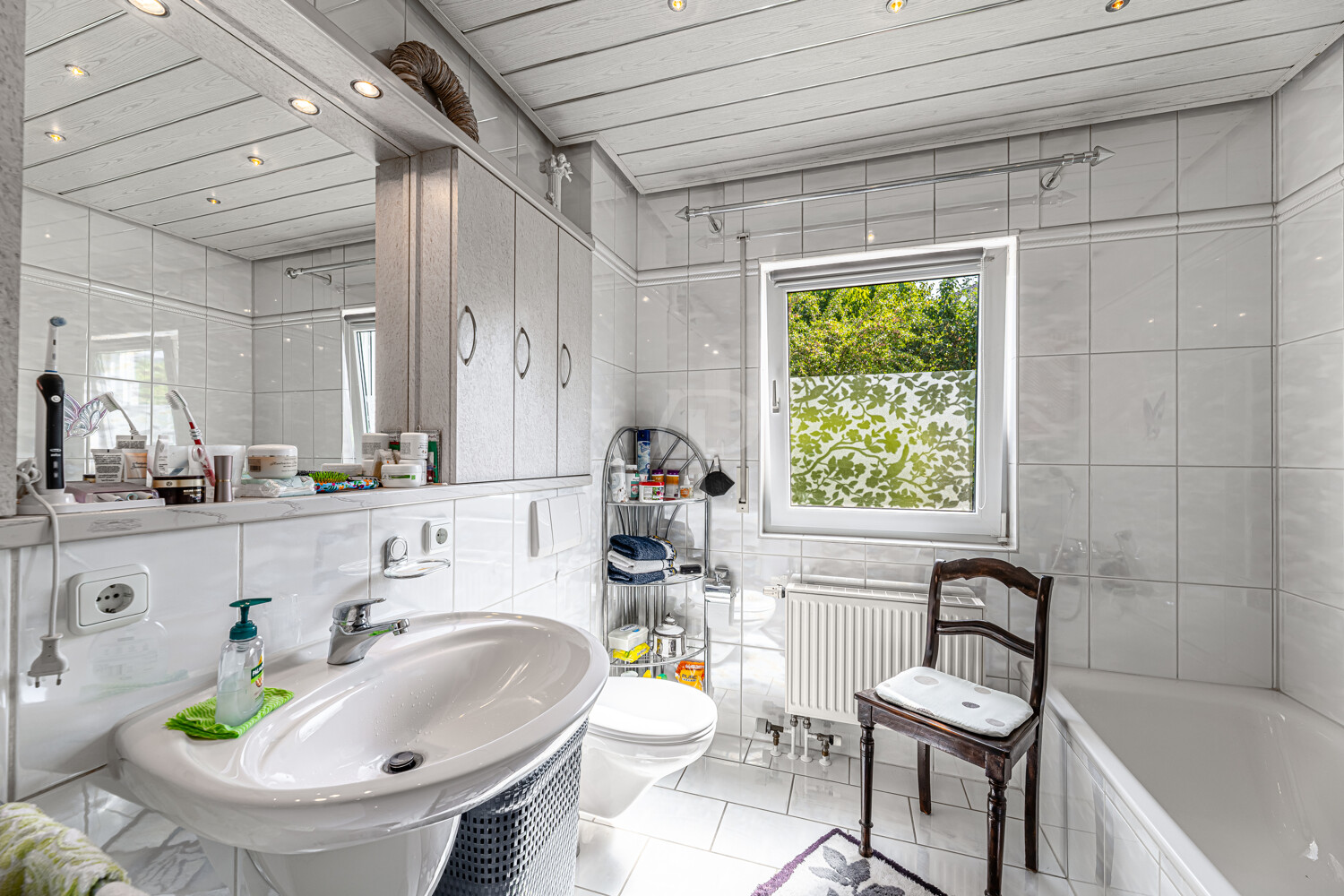 Badezimmer EG