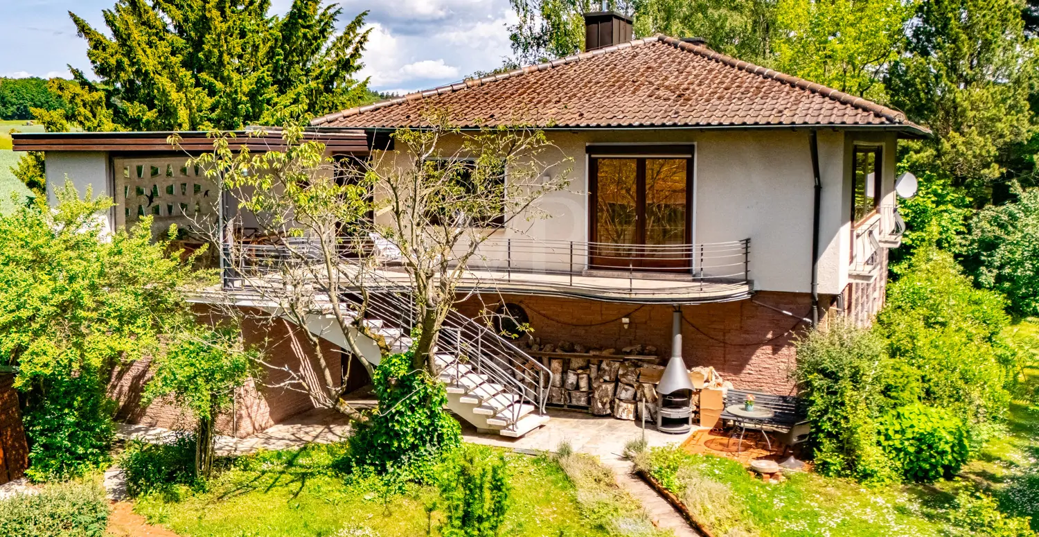 Gartenansicht Villa aus Richtung Süd