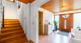 von_poll_real_estate_property_25214717_image_1