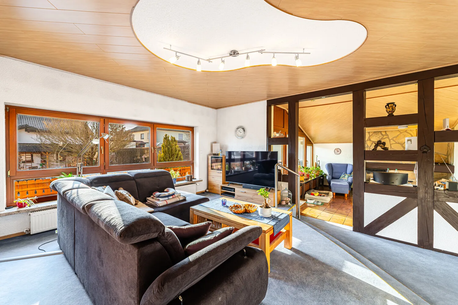 Wohn-/Kaminzimmer OG