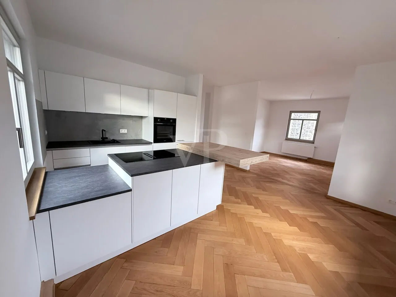 Neuwertige Maisonette mit XXL-Dachterrasse