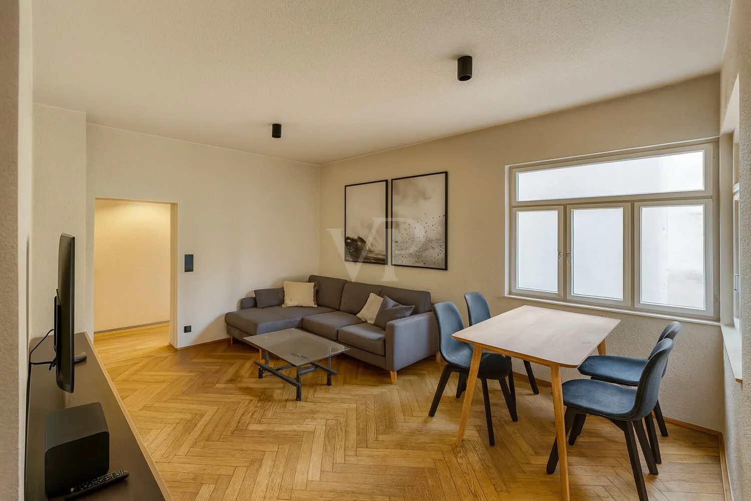 Neuwertiges Apartment im Zentrum