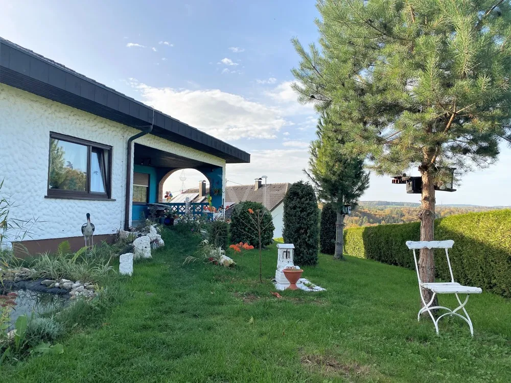 Familienleben am Ortsrand: Ausblick genießen, großzügig gestalten