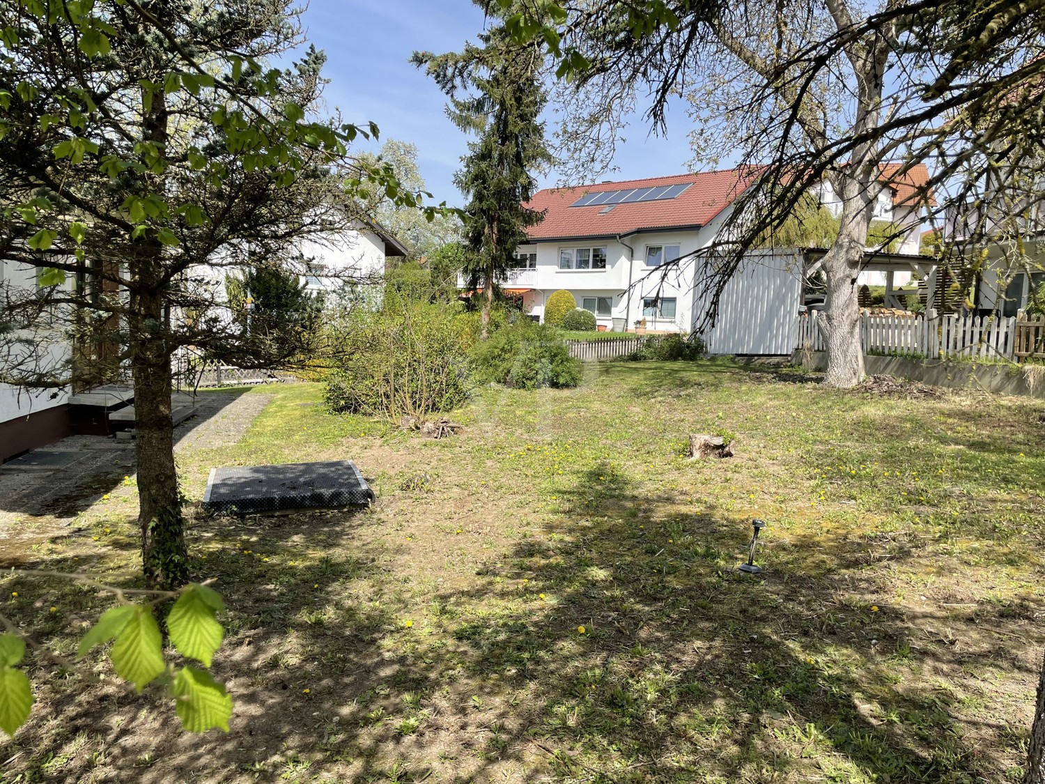 Großzügiges Einfamilienhaus mit Blick auf Tälesee und Schwäbische Alb