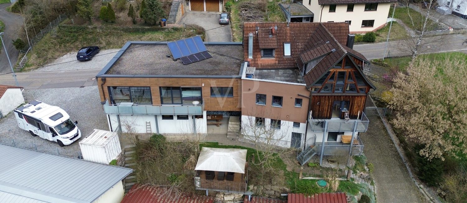 Modernes Anwesen mit Reitanlage und 3,8 ha Pachtfläche