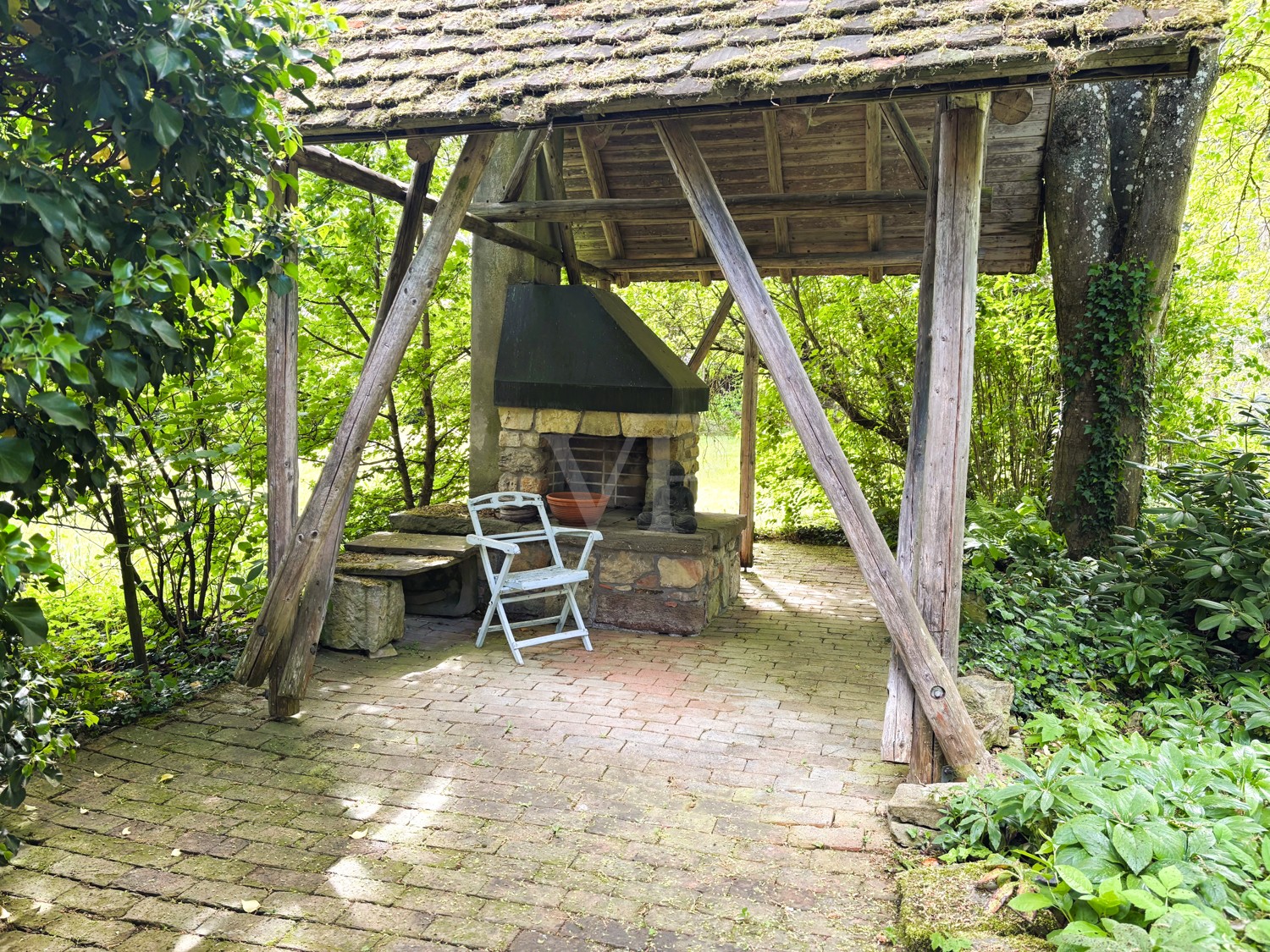 Villa mit Park in ländlicher Umgebung