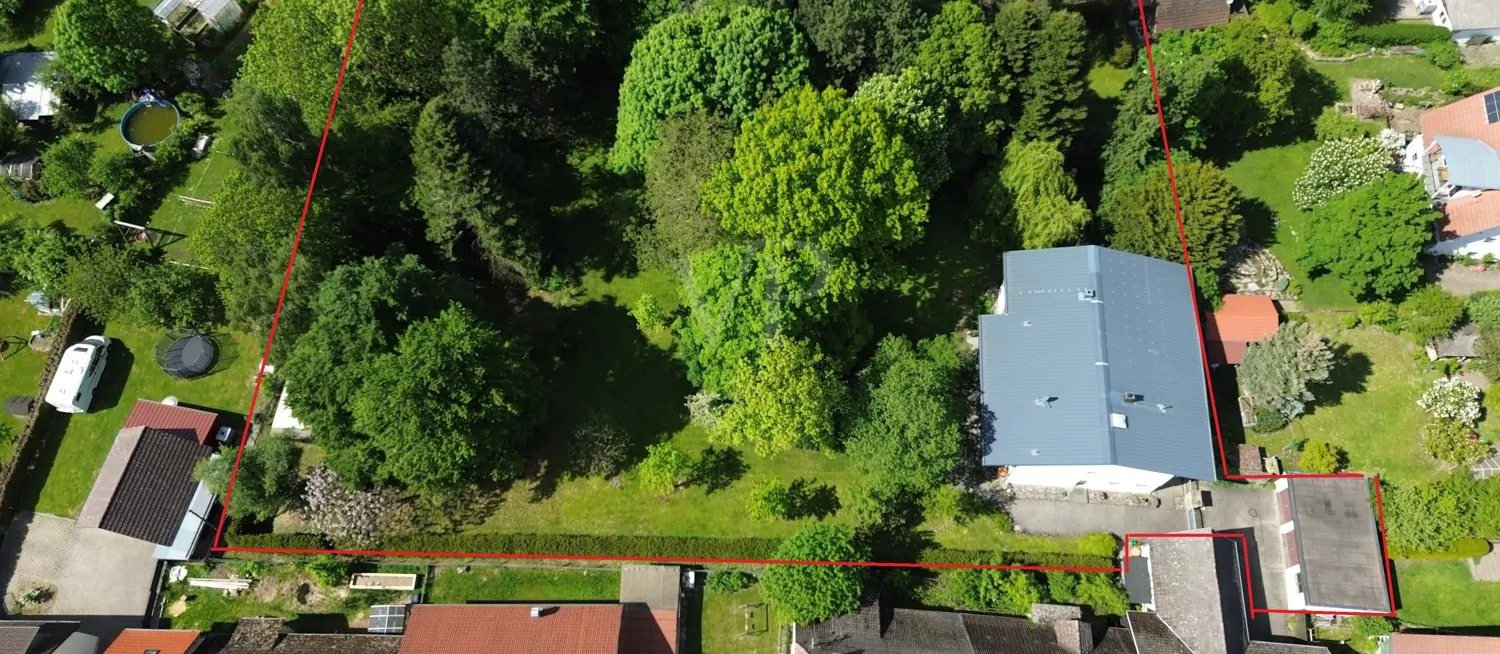 Villa mit Park in ländlicher Umgebung